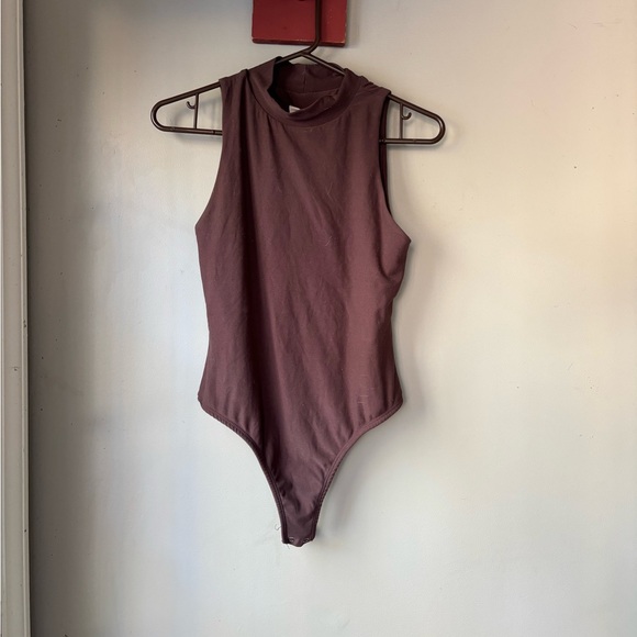 Olive & Oak Tops - Tjmaxx Olive & Oak Sleeveless Chocolate Turtleneck Bodysuit XS/S
